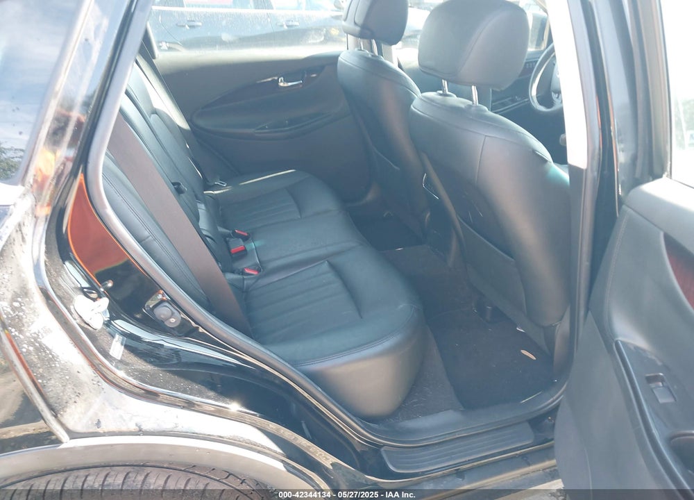 2017 INFINITI QX50 VIN: JN1BJ0RP5HM383639