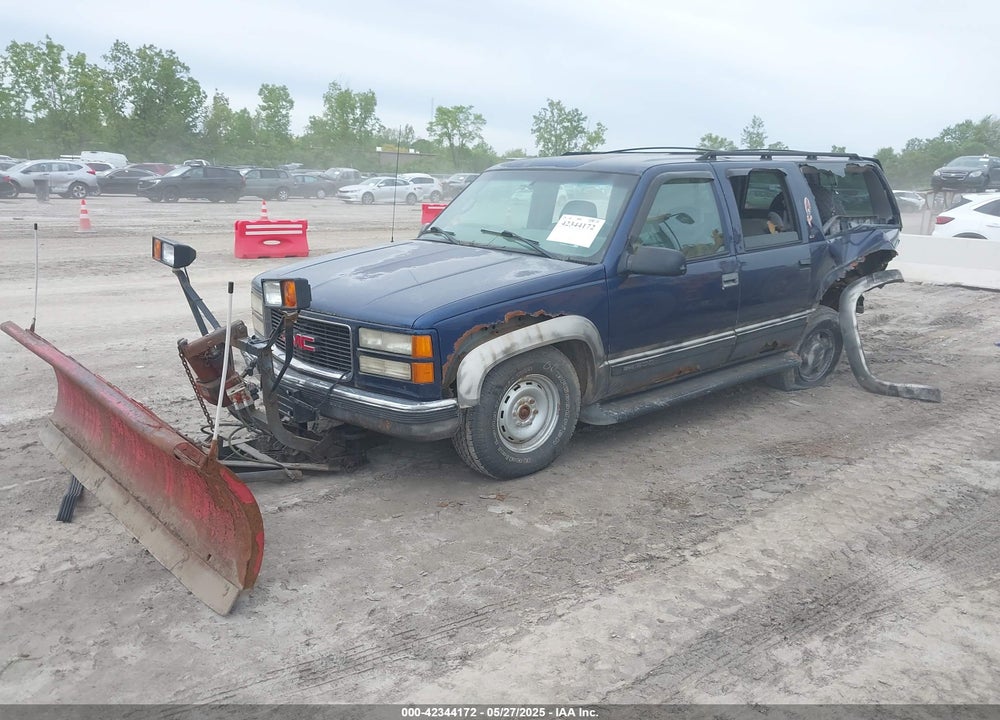 1999 GMC SUBURBAN 1500 SL VIN: 1GKFK16R4XJ794266