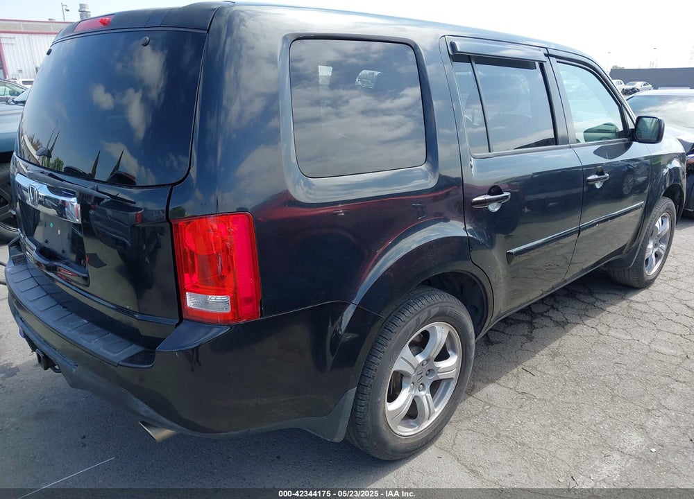 2014 HONDA PILOT VIN: 5FNYF3H47EB010222