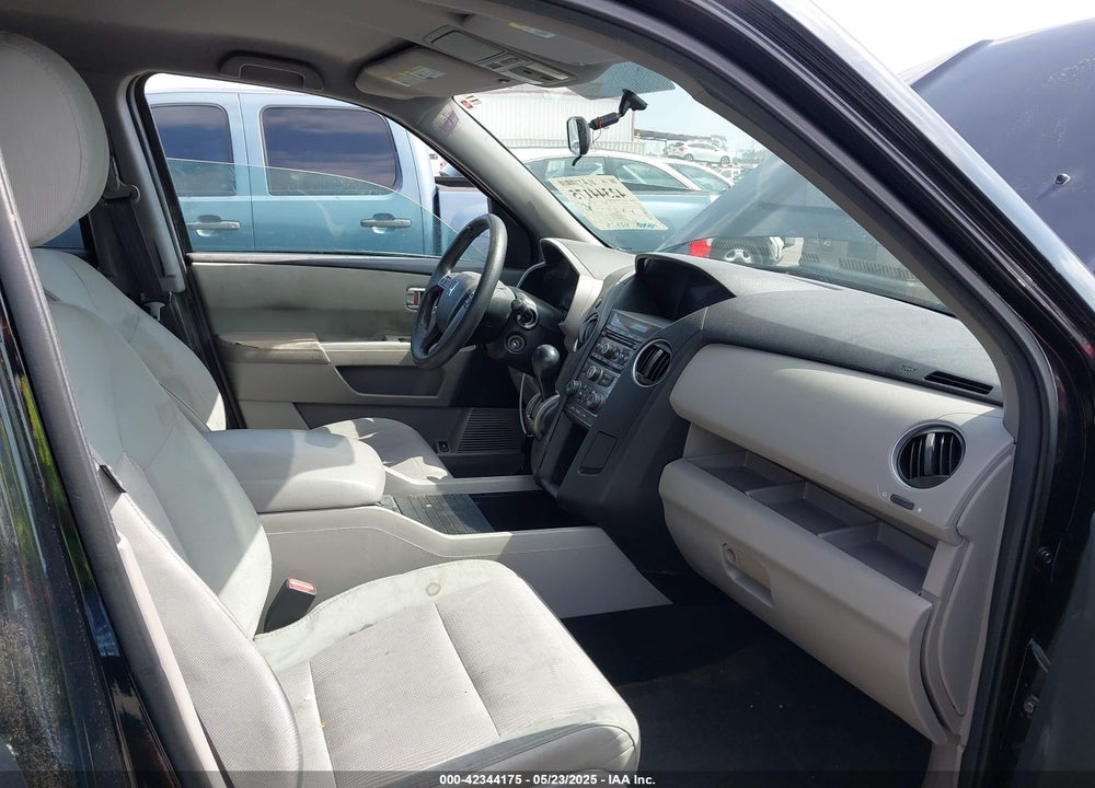 2014 HONDA PILOT VIN: 5FNYF3H47EB010222