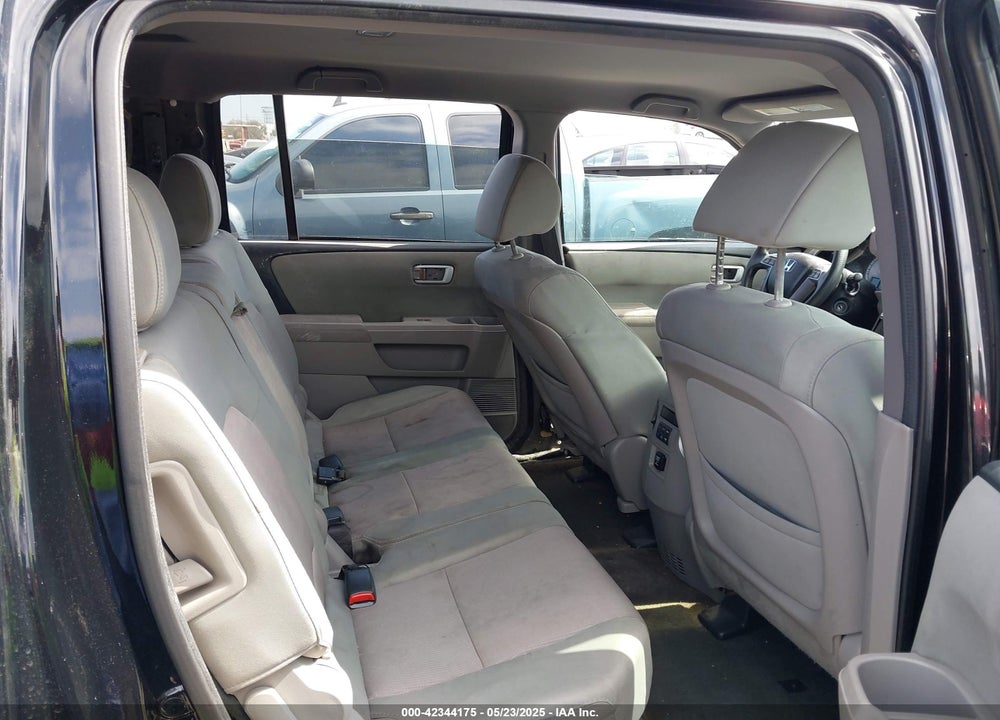 2014 HONDA PILOT VIN: 5FNYF3H47EB010222