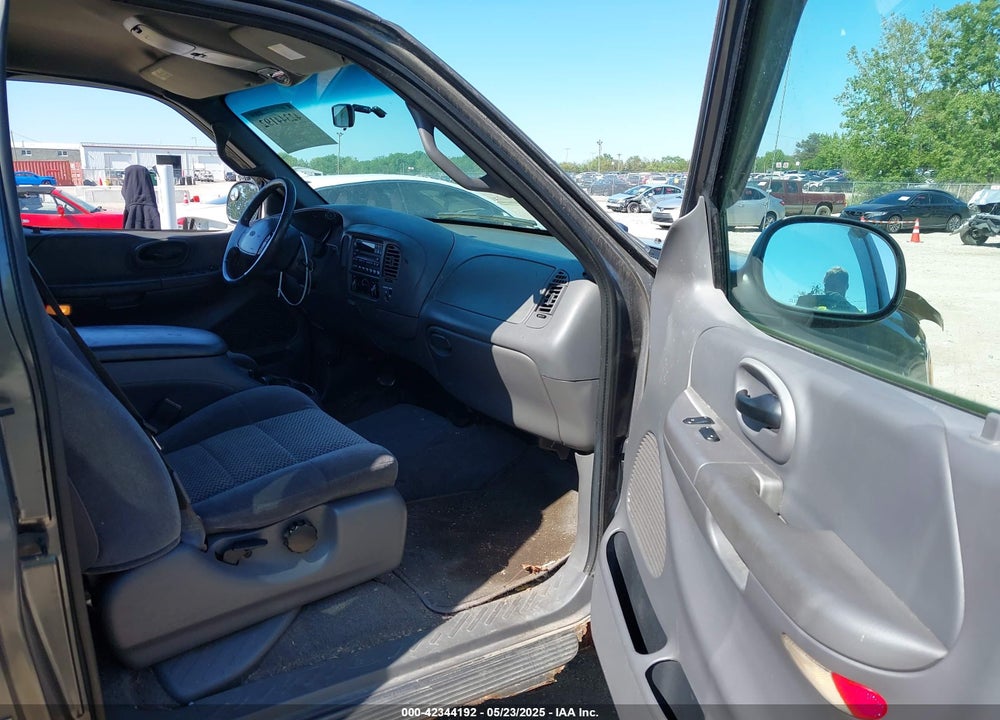 2002 FORD F-150 XL/XLT VIN: 2FTRX17262CA42006