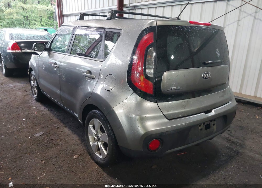 2018 KIA SOUL VIN: KNDJN2A23J7586235