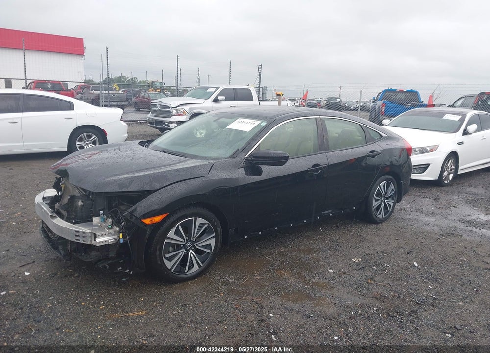 2018 HONDA CIVIC VIN: JHMFC1F75JX041680