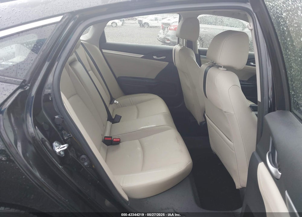 2018 HONDA CIVIC VIN: JHMFC1F75JX041680
