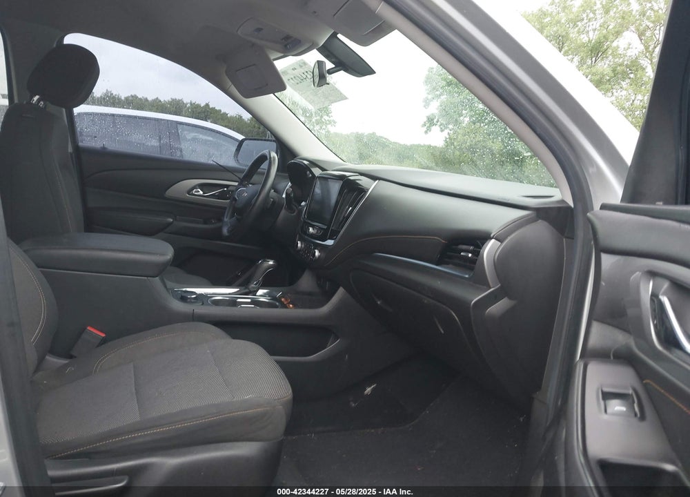 2018 CHEVROLET TRAVERSE VIN: 1GNERGKW0JJ135567