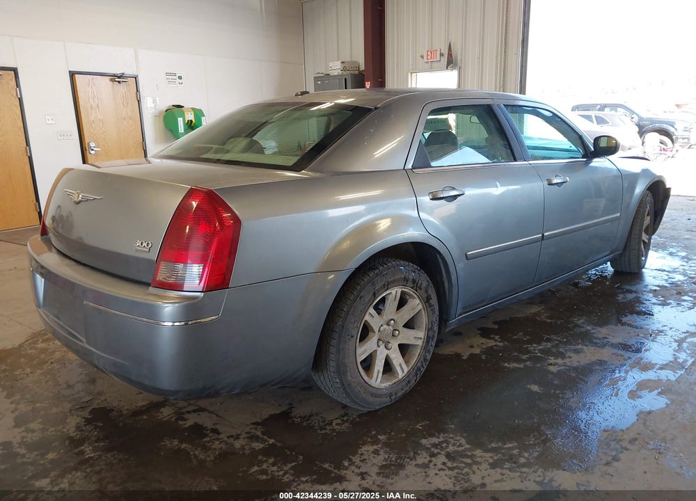 2007 CHRYSLER 300 TOURING VIN: 2C3KA53G87H763843
