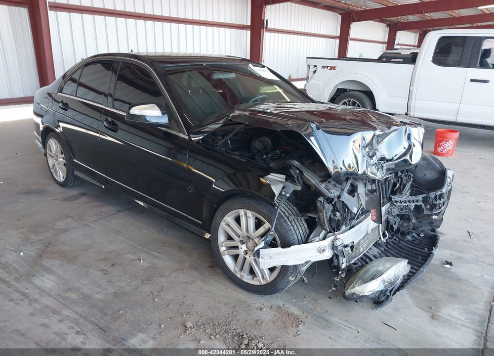 2009 MERCEDES-BENZ C 300 LUXURY/SPORT VIN: WDDGF54X79R042424