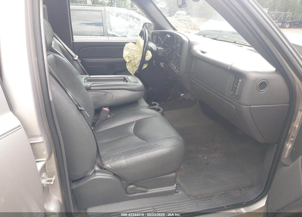 2006 CHEVROLET SILVERADO 1500 VIN: 2GCEC13N161352611