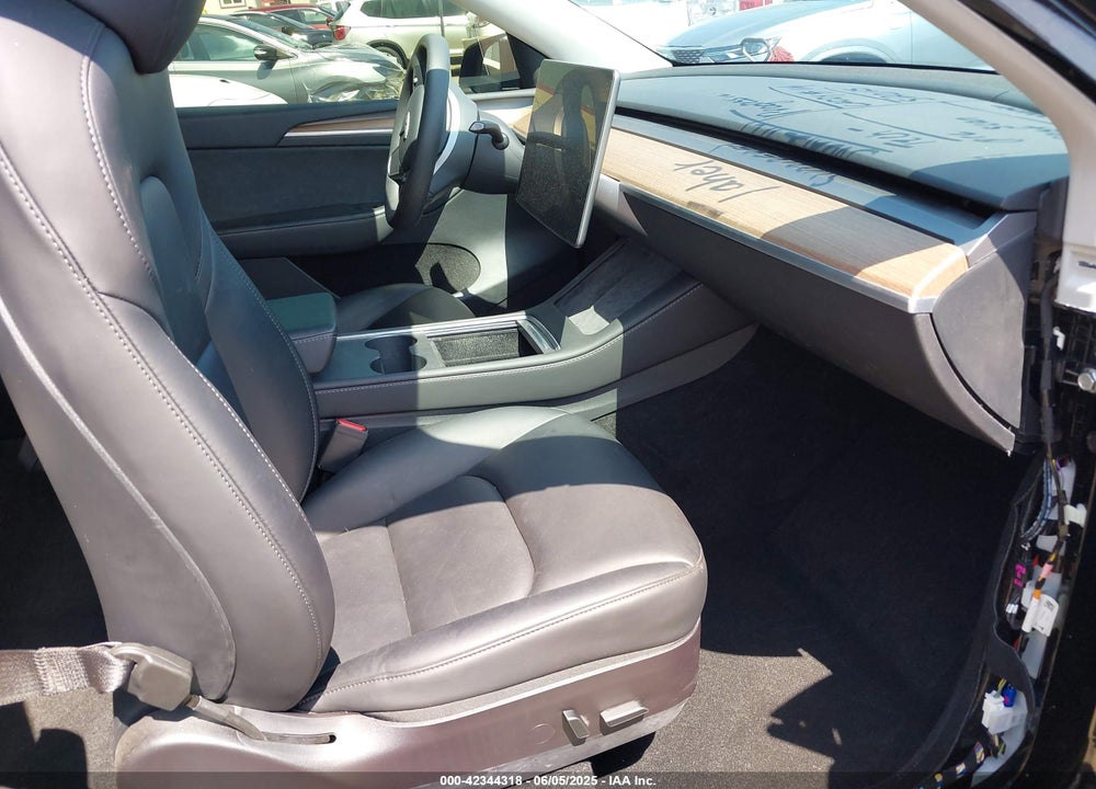 2023 TESLA MODEL Y VIN: 7SAYGDEF0PF691547