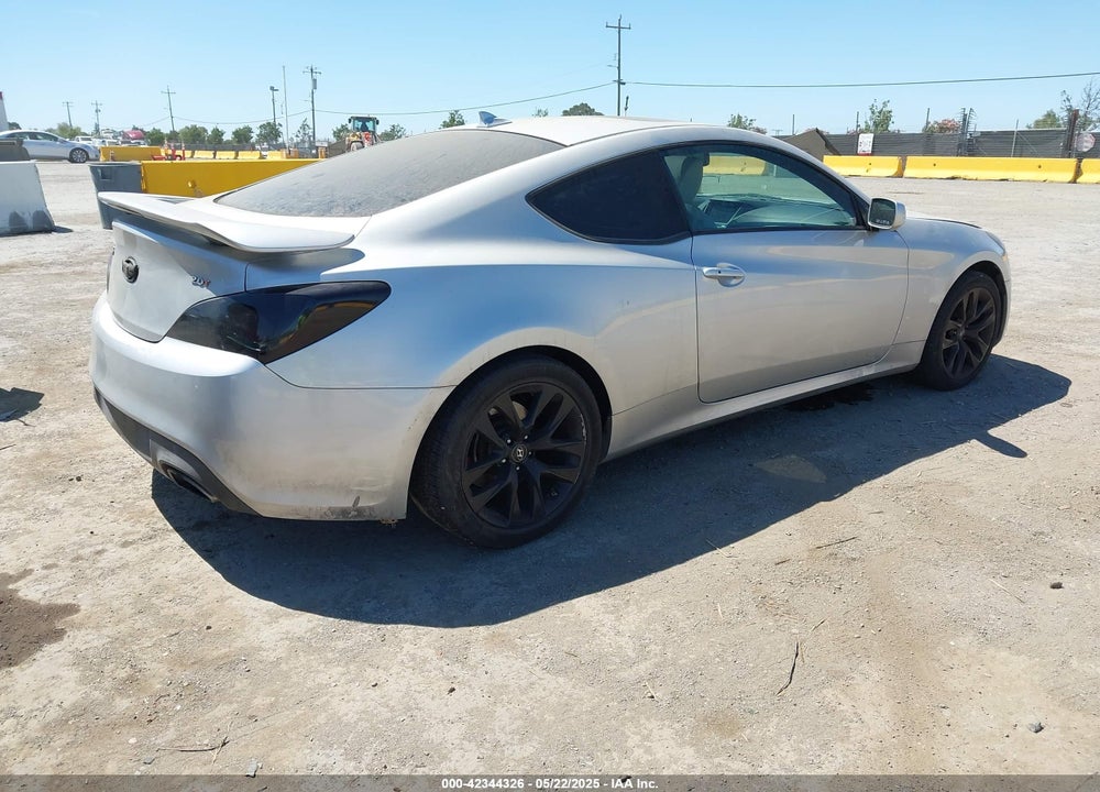 2013 HYUNDAI GENESIS VIN: KMHHT6KD9DU102257