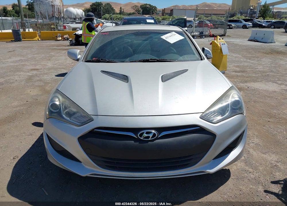 2013 HYUNDAI GENESIS VIN: KMHHT6KD9DU102257