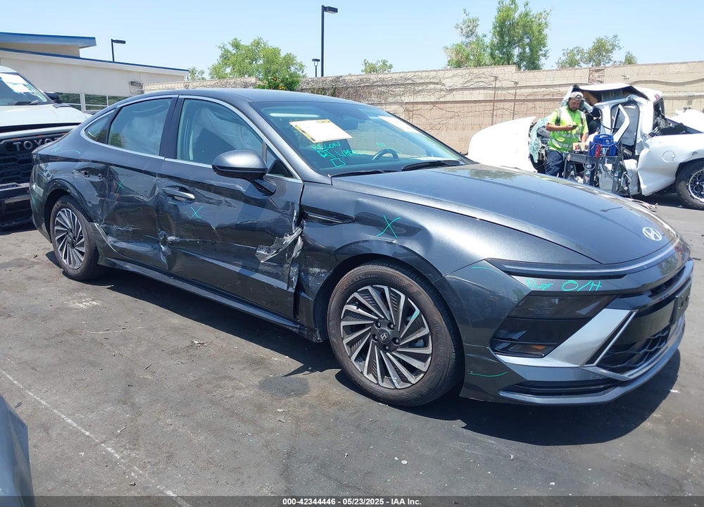2024 HYUNDAI SONATA HYBRID SEL VIN: KMHL34JJ5RA097329