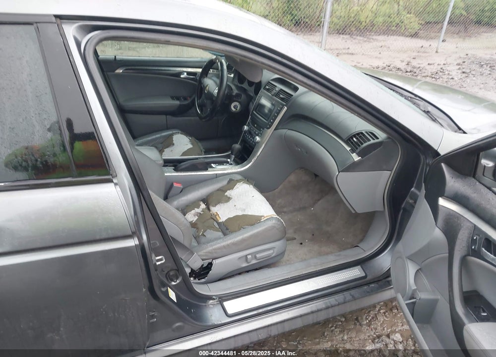 2005 ACURA TL VIN: 19UUA66285A038511