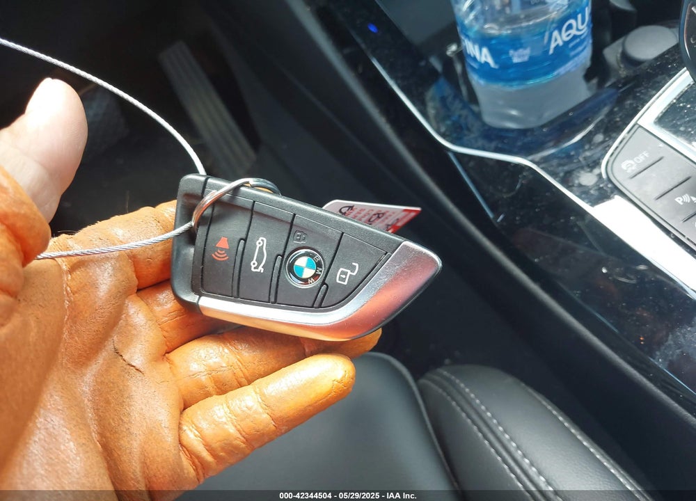 2022 BMW X3 VIN: 5UX43DP04N9N05935