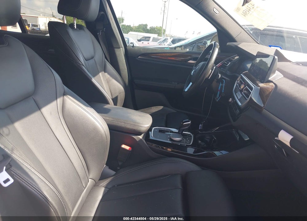 2022 BMW X3 VIN: 5UX43DP04N9N05935