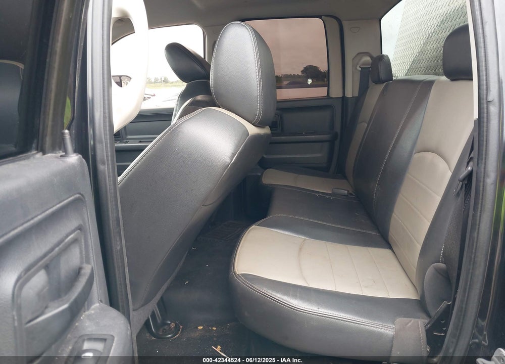 2009 DODGE RAM 1500 VIN: 1D3HB18K79S773372