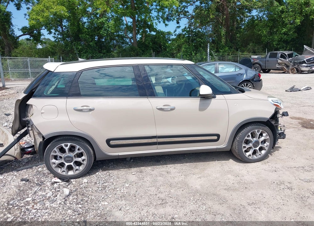 2017 FIAT 500L VIN: ZFBCFADH0HZ038730