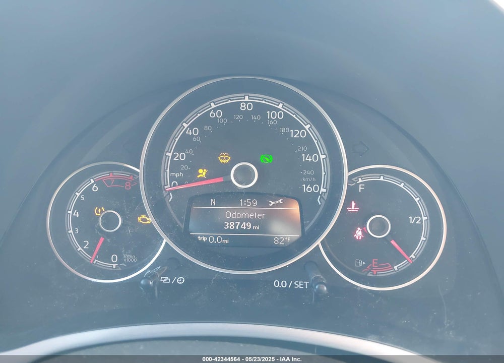 2018 VOLKSWAGEN BEETLE 2.0T SE VIN: 3VWJD7ATXJM702476