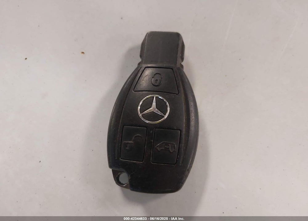 2016 MERCEDES-BENZ METRIS VIN: WD3PG2EA4G3104470