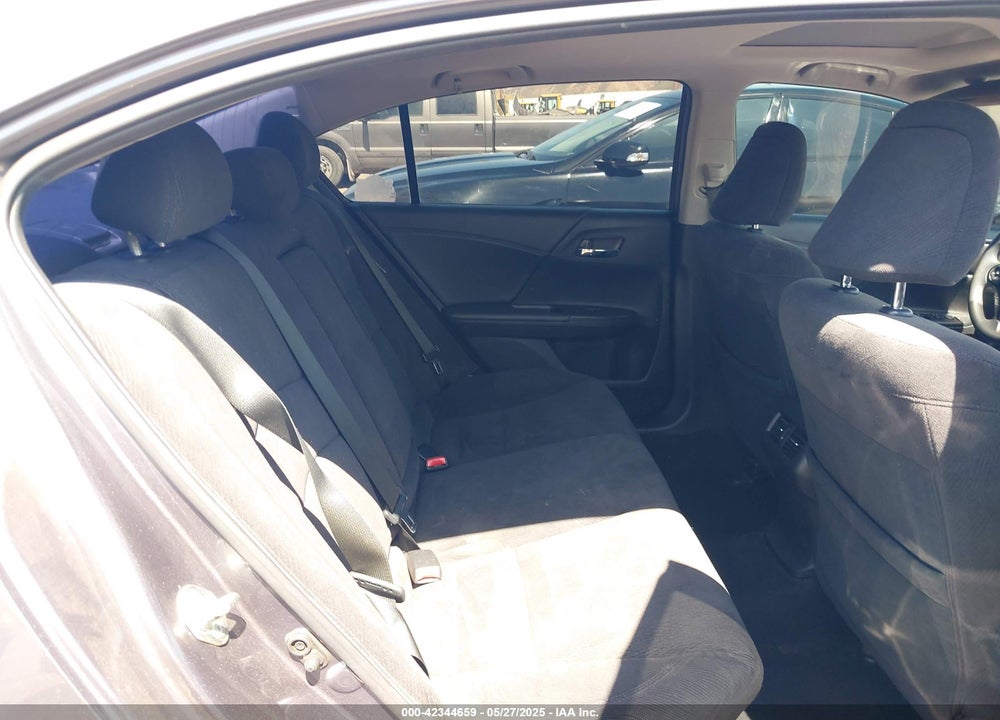 2015 HONDA ACCORD VIN: 1HGCR2F79FA144671