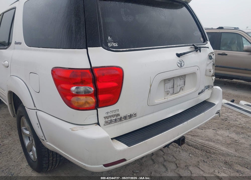 2004 TOYOTA SEQUOIA LIMITED V8 VIN: 5TDBT48A54S224212