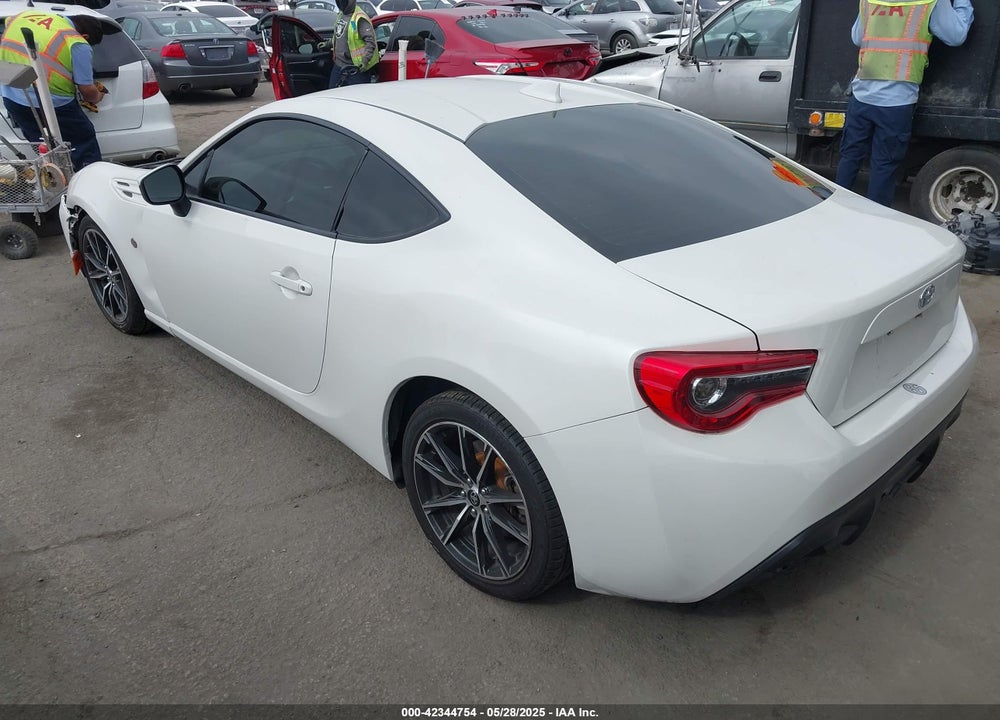 2019 TOYOTA 86 VIN: JF1ZNAA18K8700624