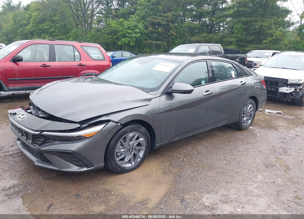 2024 HYUNDAI ELANTRA VIN: KMHLM4DG0RU685165