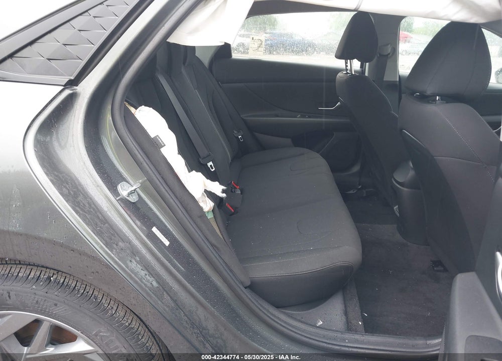 2024 HYUNDAI ELANTRA VIN: KMHLM4DG0RU685165