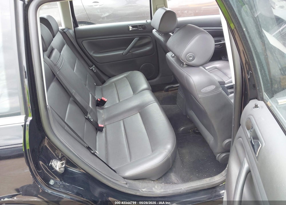 2005 VOLKSWAGEN PASSAT GLS VIN: WVWCD63B35E154276