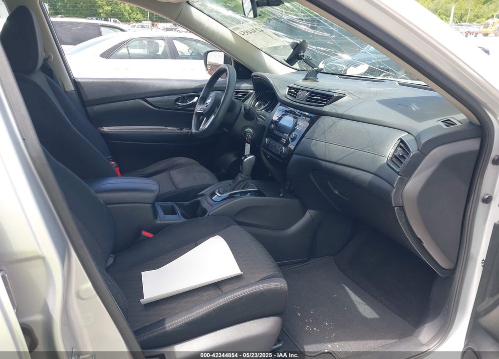 2017 NISSAN ROGUE S VIN: JN8AT2MT1HW402246