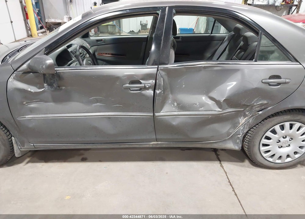 2005 TOYOTA CAMRY LE/SE/STD/XLE VIN: 4T1BE32K55U504775