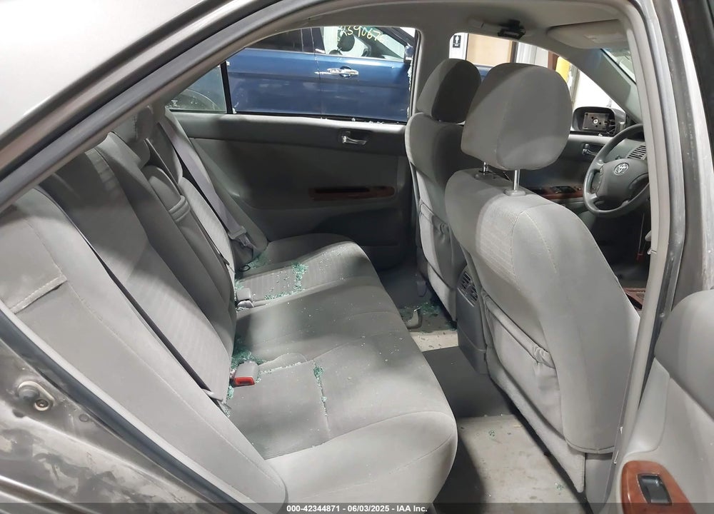 2005 TOYOTA CAMRY LE/SE/STD/XLE VIN: 4T1BE32K55U504775