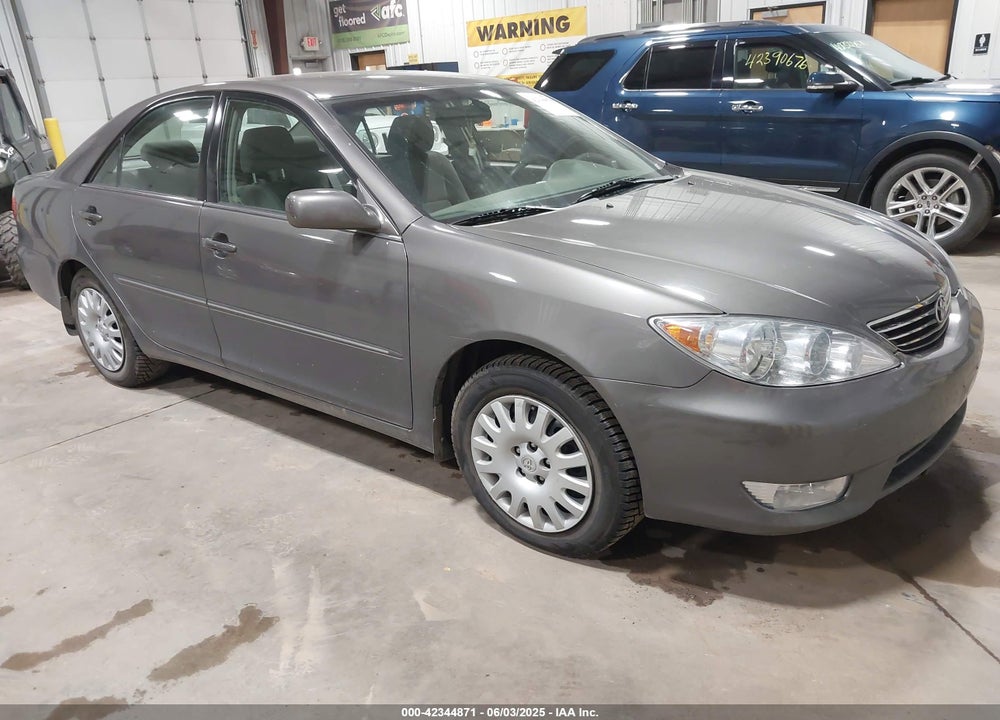 2005 TOYOTA CAMRY LE/SE/STD/XLE VIN: 4T1BE32K55U504775