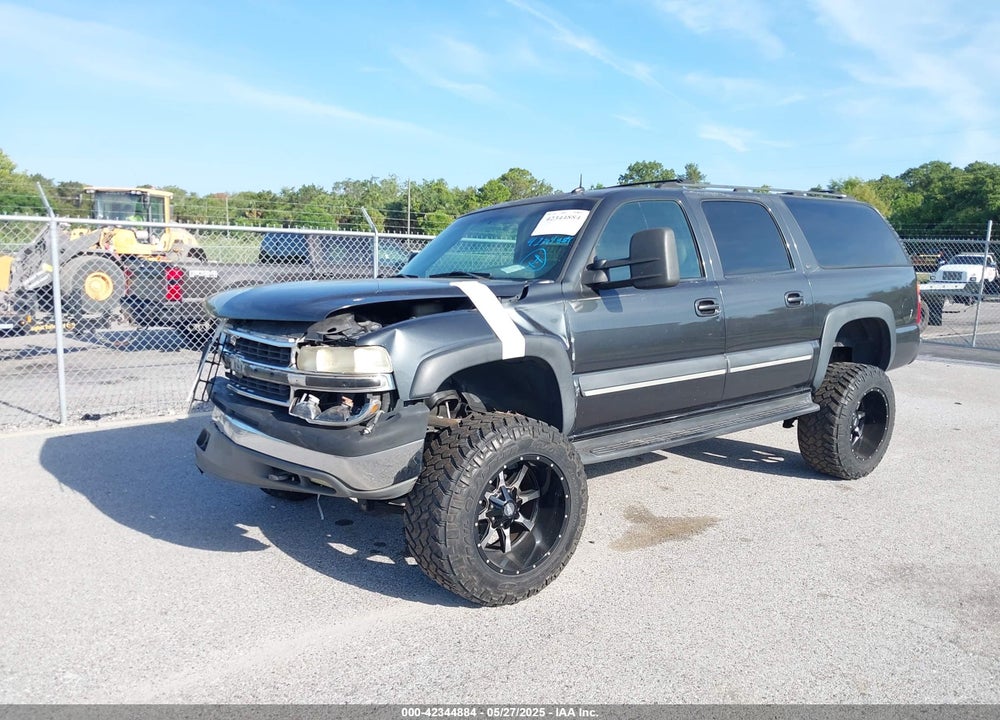 2003 CHEVROLET SUBURBAN 2500 LT VIN: 3GNGC26U13G199630