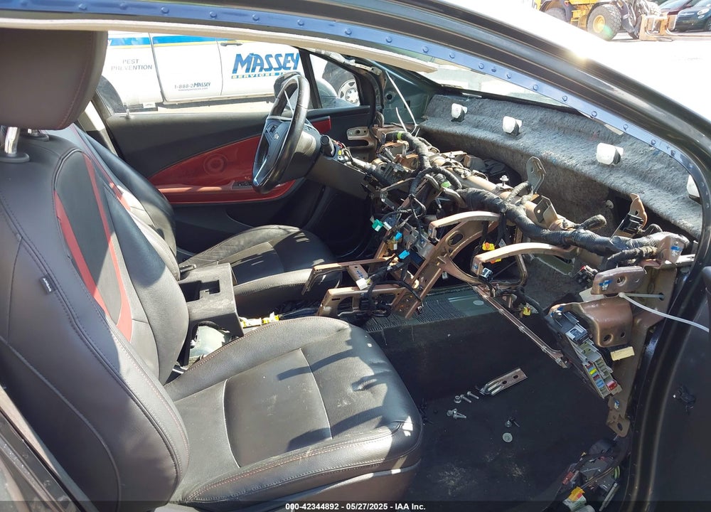 2013 CHEVROLET VOLT VIN: 1G1RB6E40DU114894
