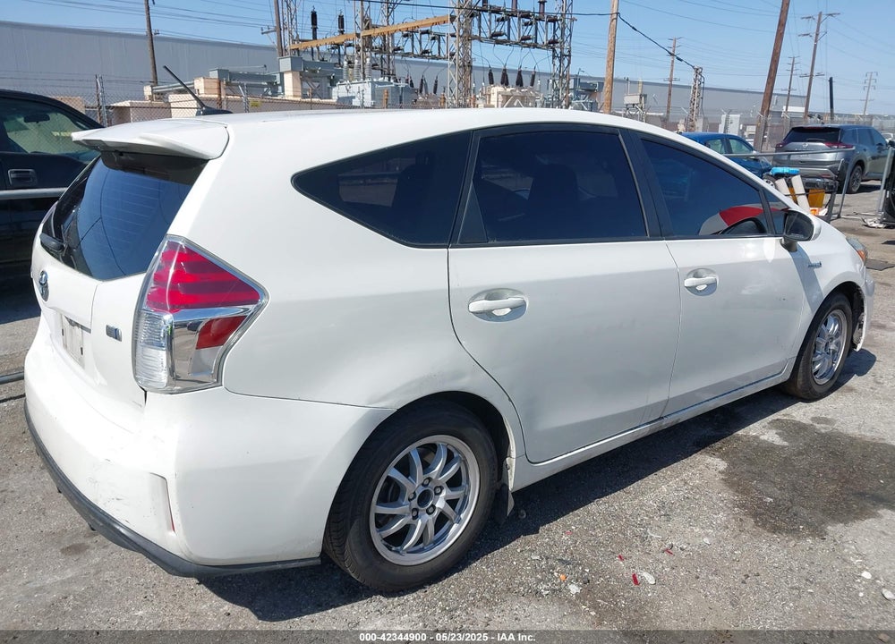 2015 TOYOTA PRIUS V VIN: JTDZN3EU0FJ015879