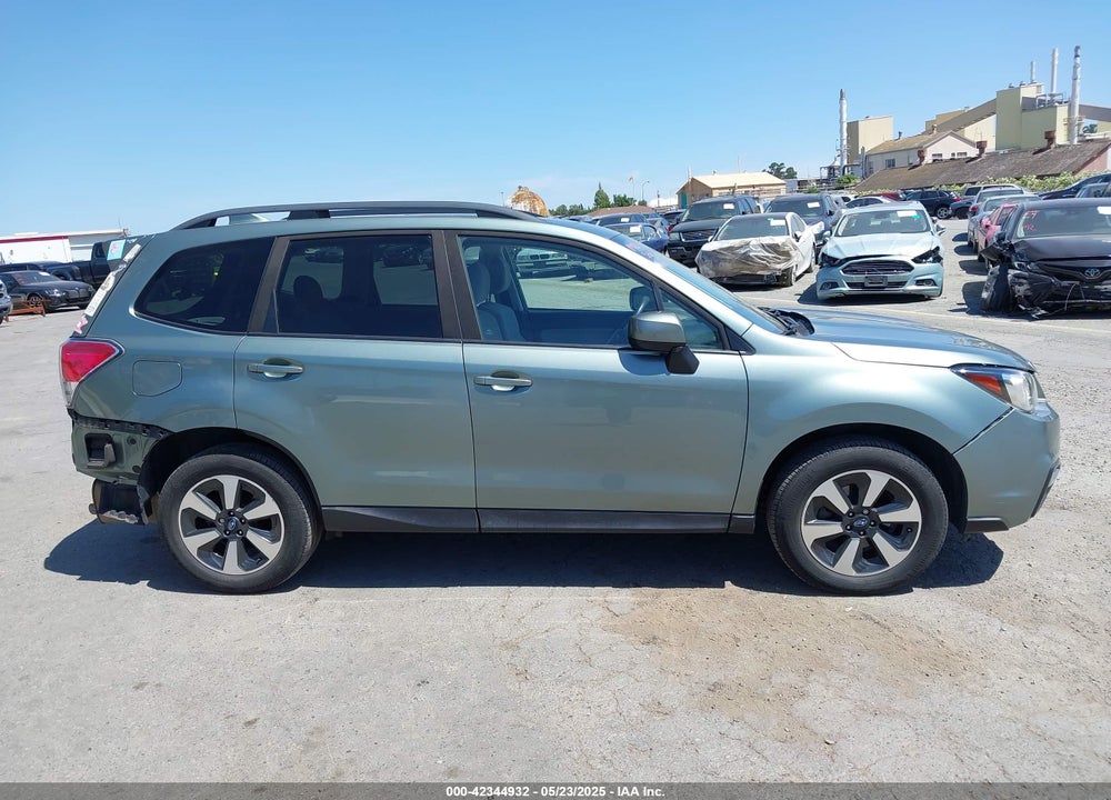 2017 SUBARU FORESTER VIN: JF2SJAEC1HH410772