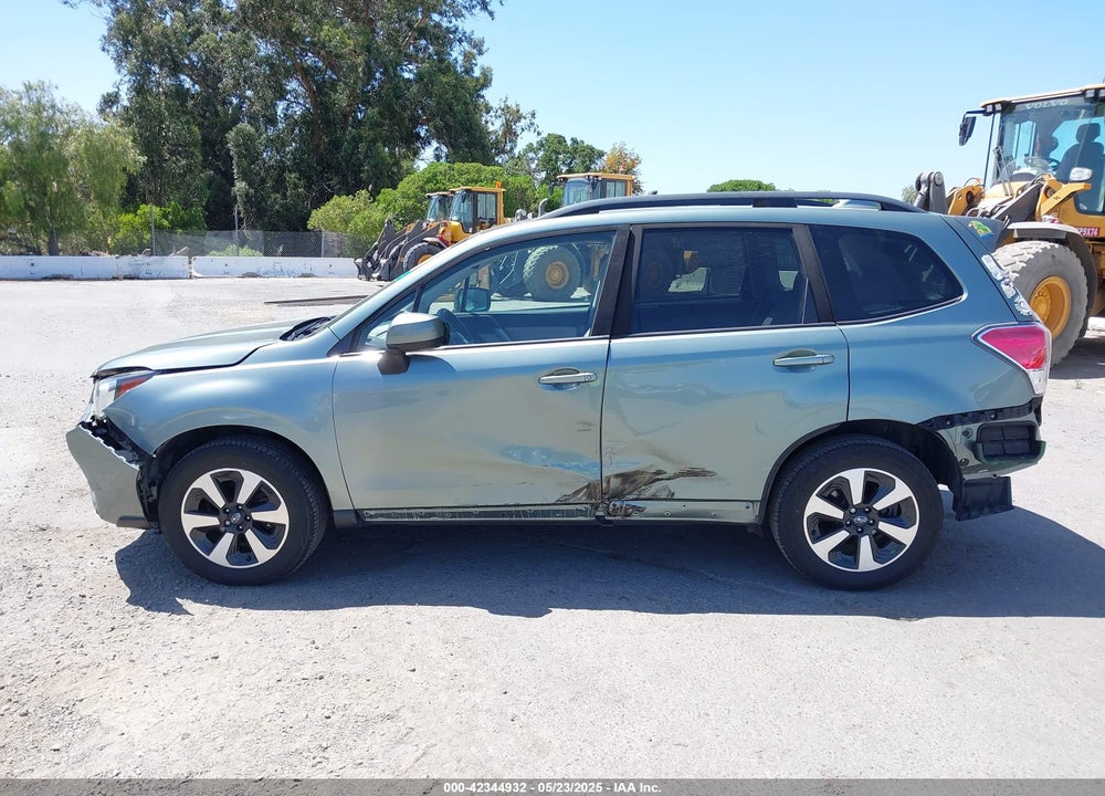 2017 SUBARU FORESTER VIN: JF2SJAEC1HH410772