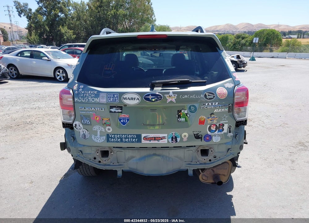 2017 SUBARU FORESTER VIN: JF2SJAEC1HH410772