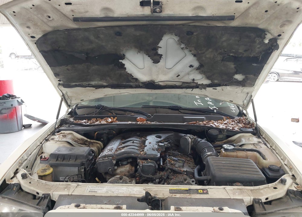2006 CHRYSLER 300 TOURING VIN: 2C3KA53G46H467345