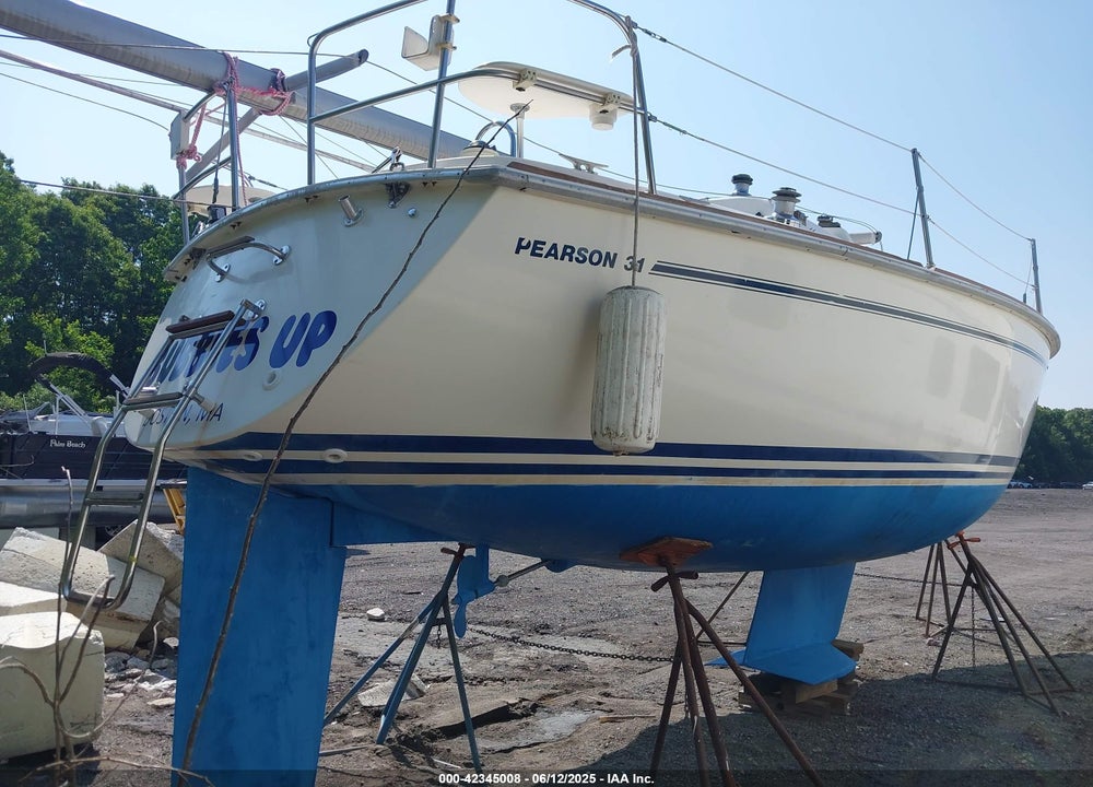 1987 PEARSON SAIL VIN: PEA90056A787