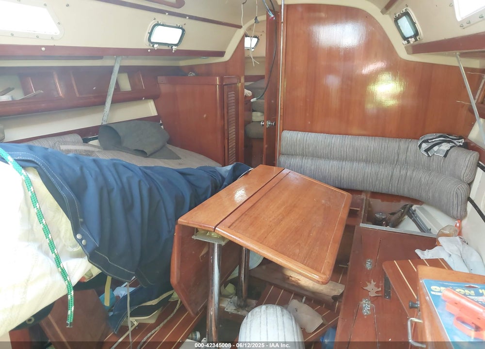 1987 PEARSON SAIL VIN: PEA90056A787