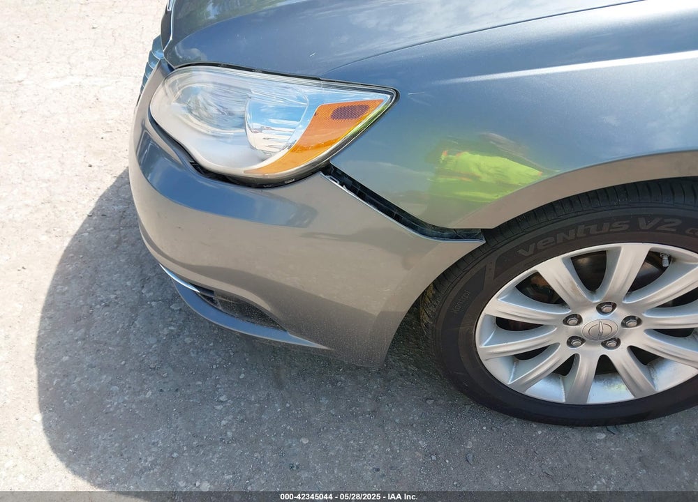 2013 CHRYSLER 200 VIN: 1C3CCBCG5DN607792