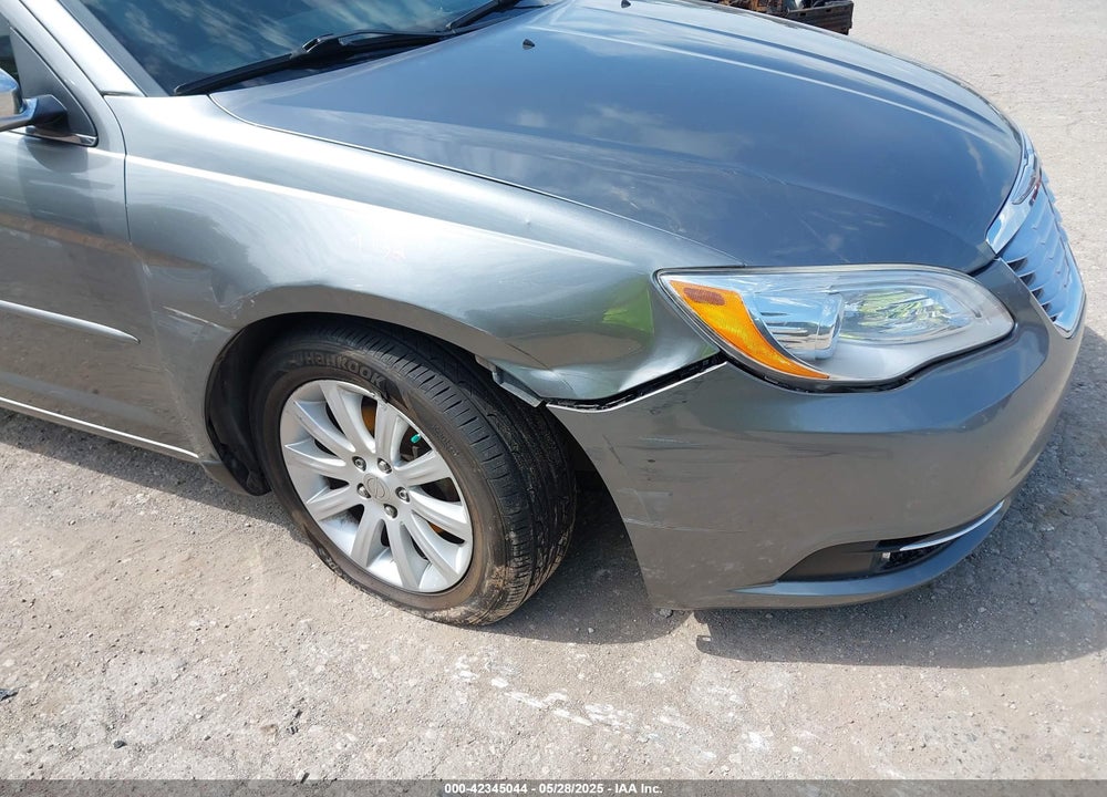 2013 CHRYSLER 200 VIN: 1C3CCBCG5DN607792