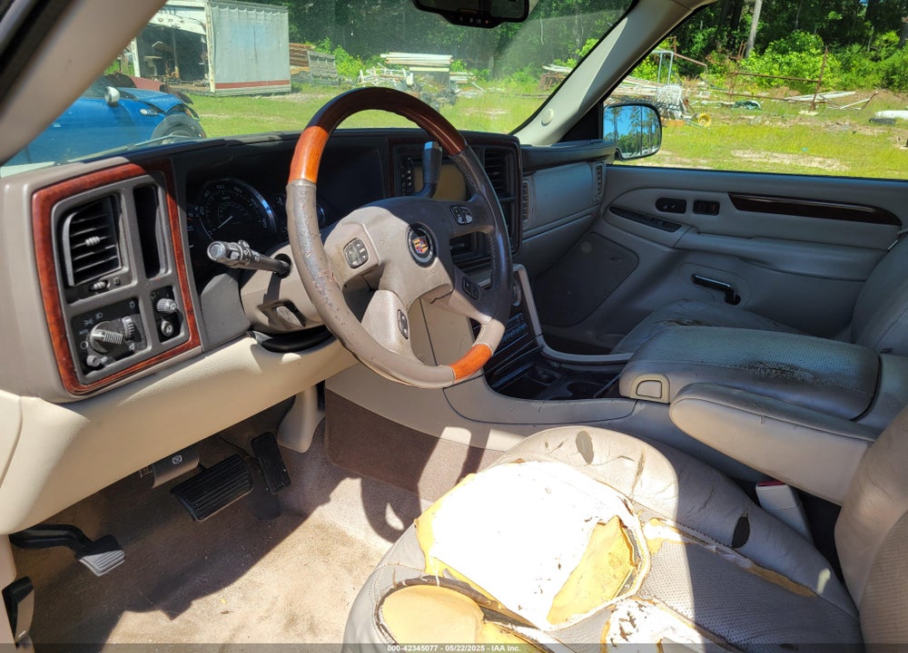 2005 CADILLAC ESCALADE VIN: 1GYEK63N75R232778