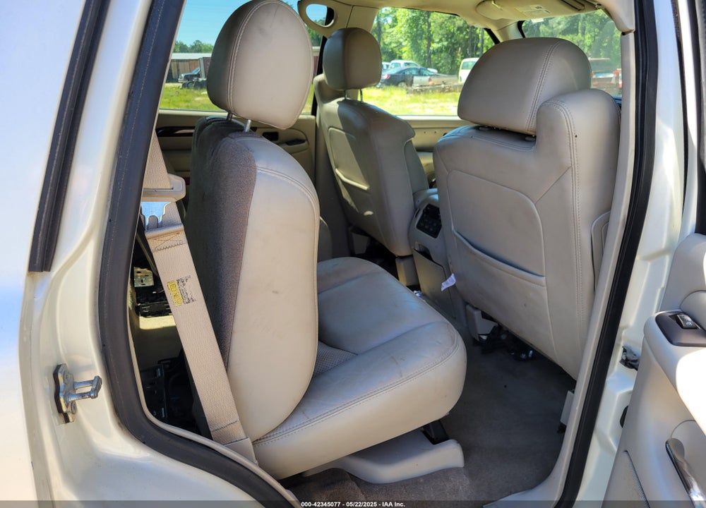 2005 CADILLAC ESCALADE VIN: 1GYEK63N75R232778
