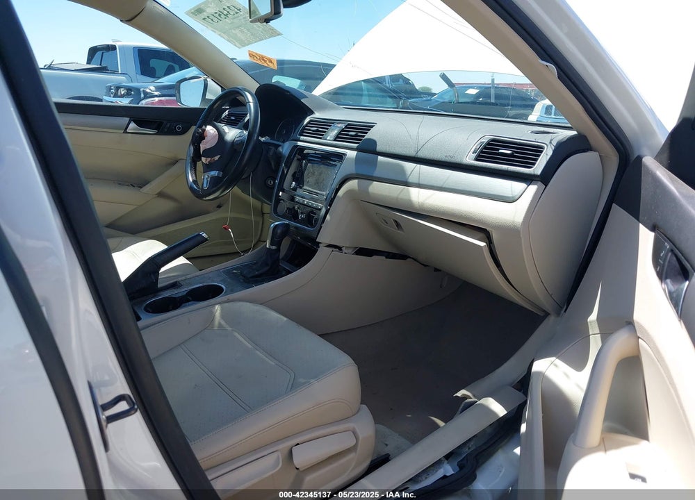 2014 VOLKSWAGEN PASSAT VIN: 1VWBN7A35EC100691