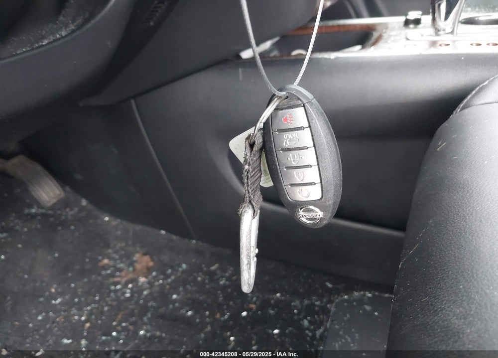 2018 NISSAN PATHFINDER PLATINUM VIN: 5N1DR2MM5JC649353