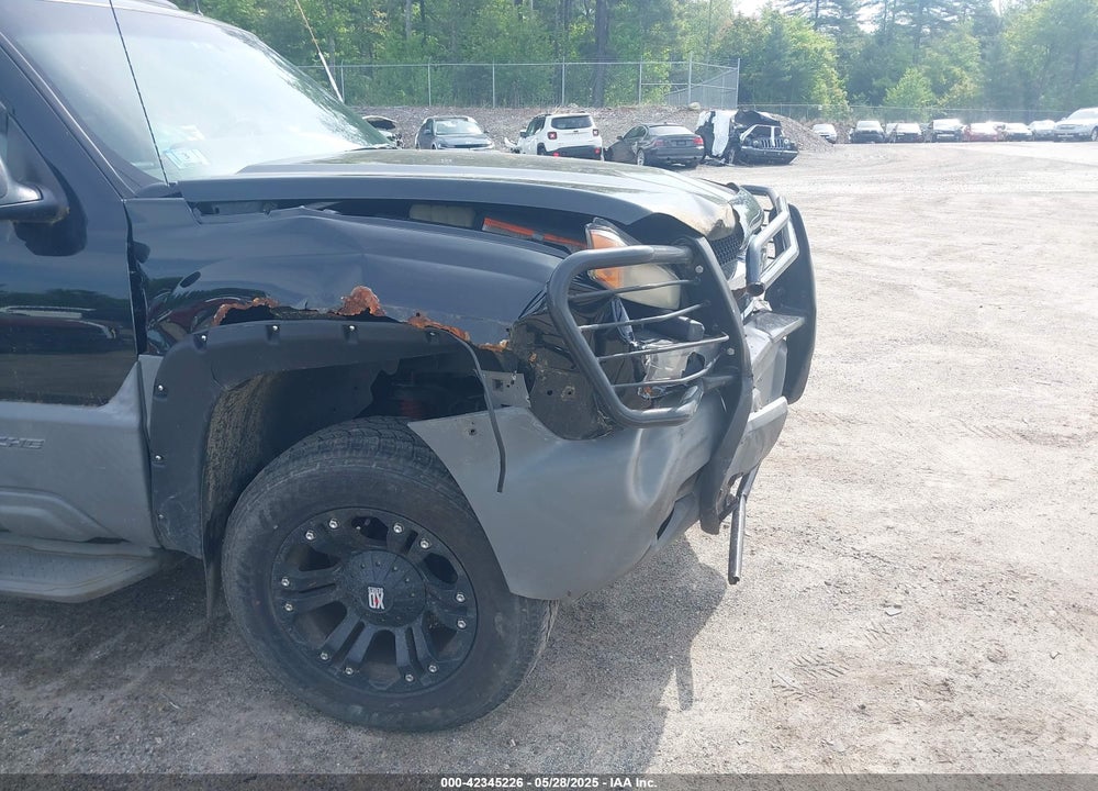 2002 CHEVROLET AVALANCHE 1500 VIN: 3GNEK13T82G127676